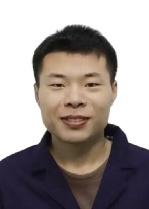 王飞.png