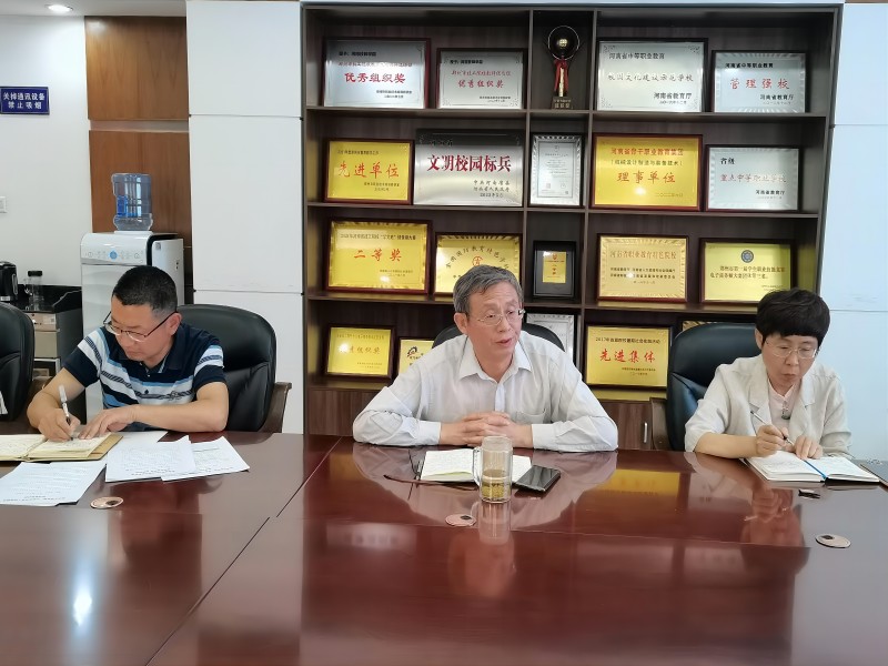 市赛复盘会-官网用2.jpg